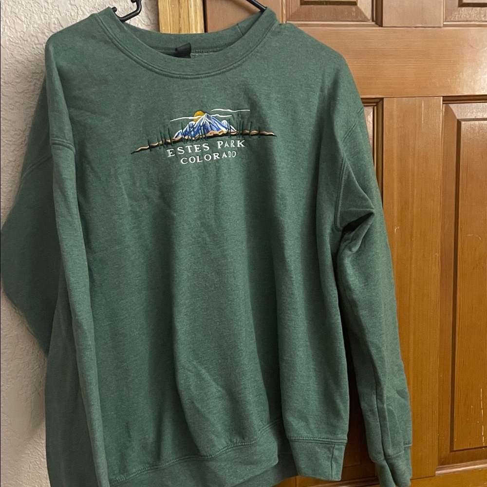 Gildan Forest Green Crewneck Sweater